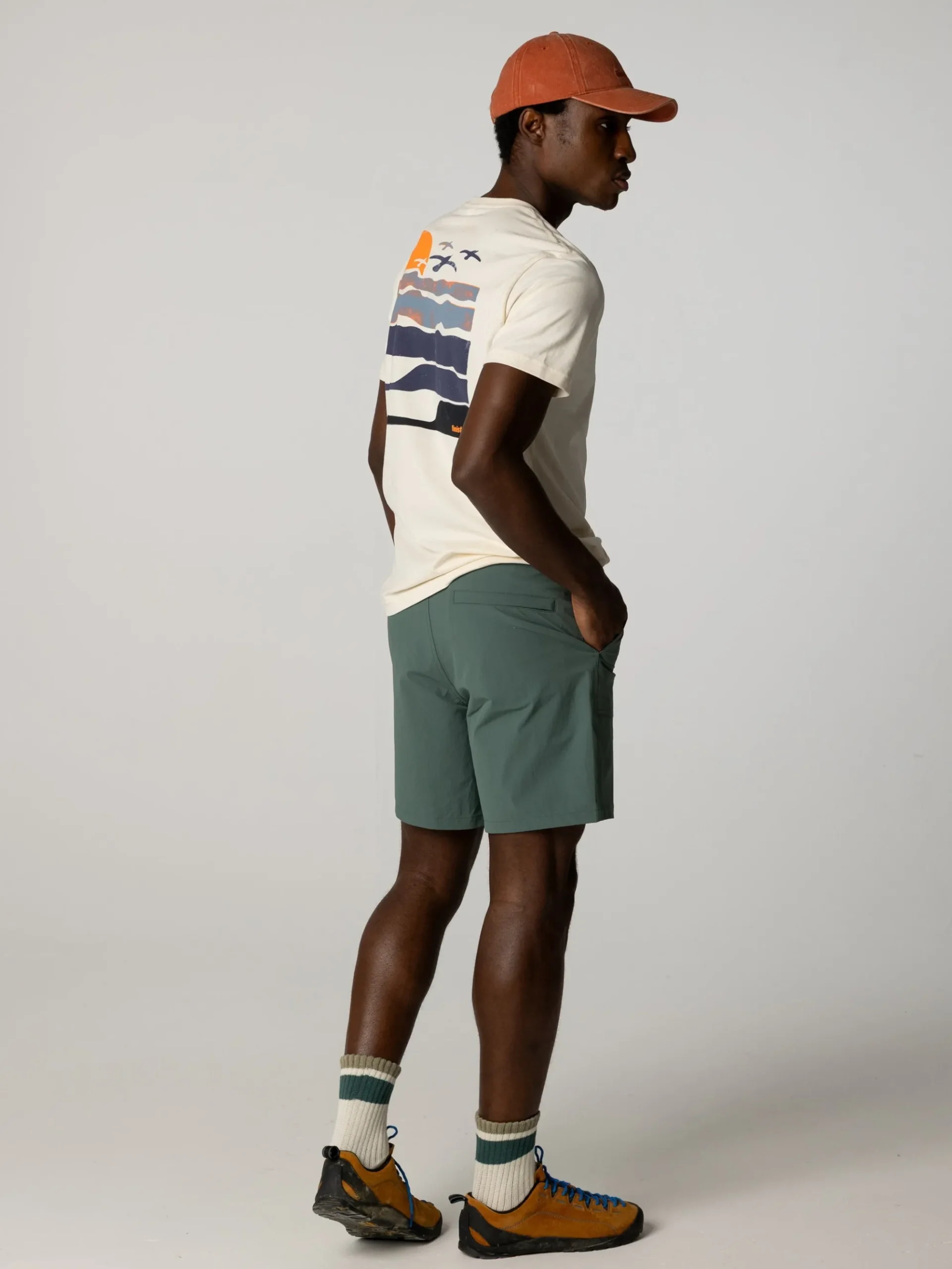 Men's Searcher Hybrid Short