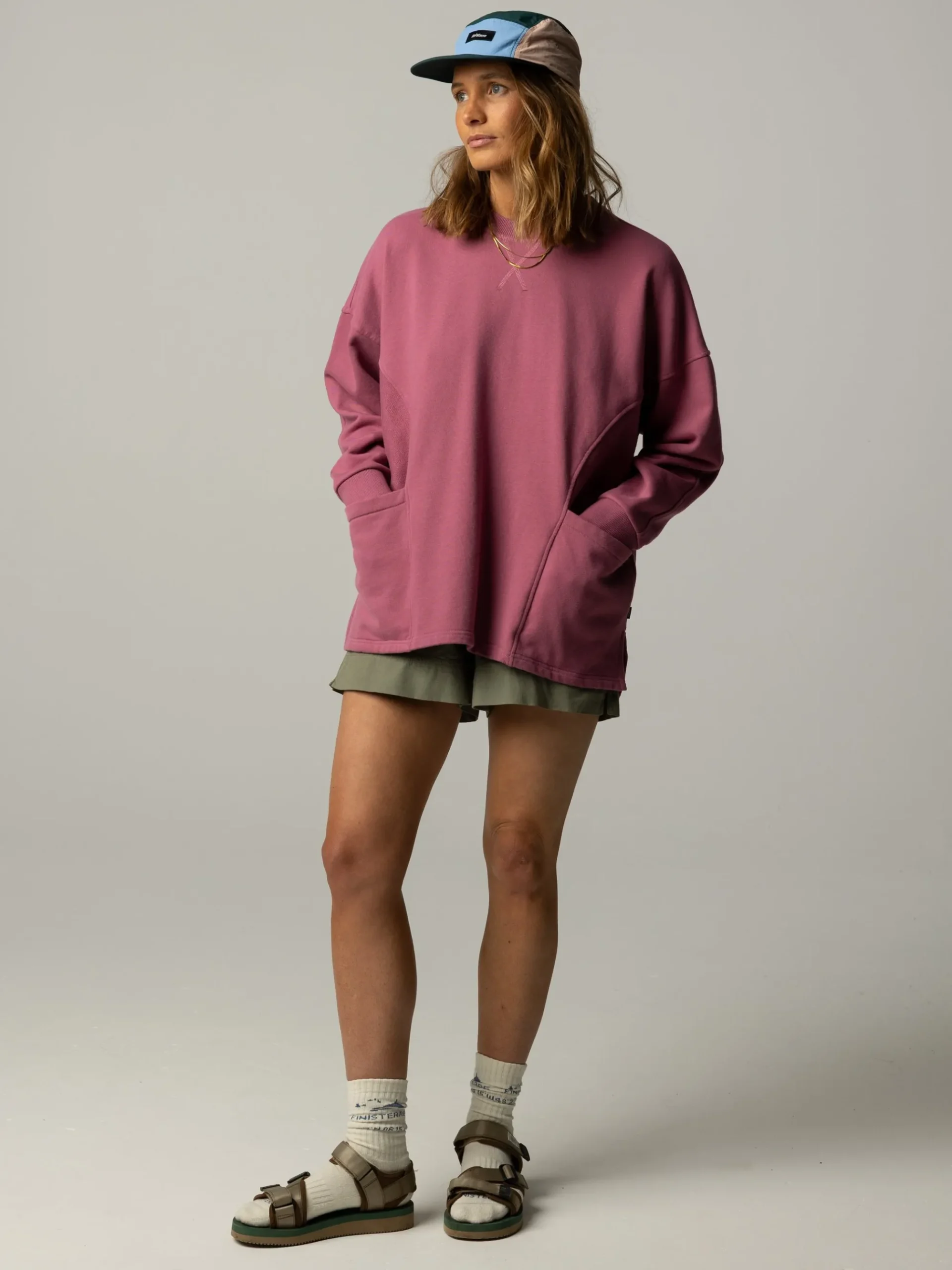 Women's Awen Sweatshirt