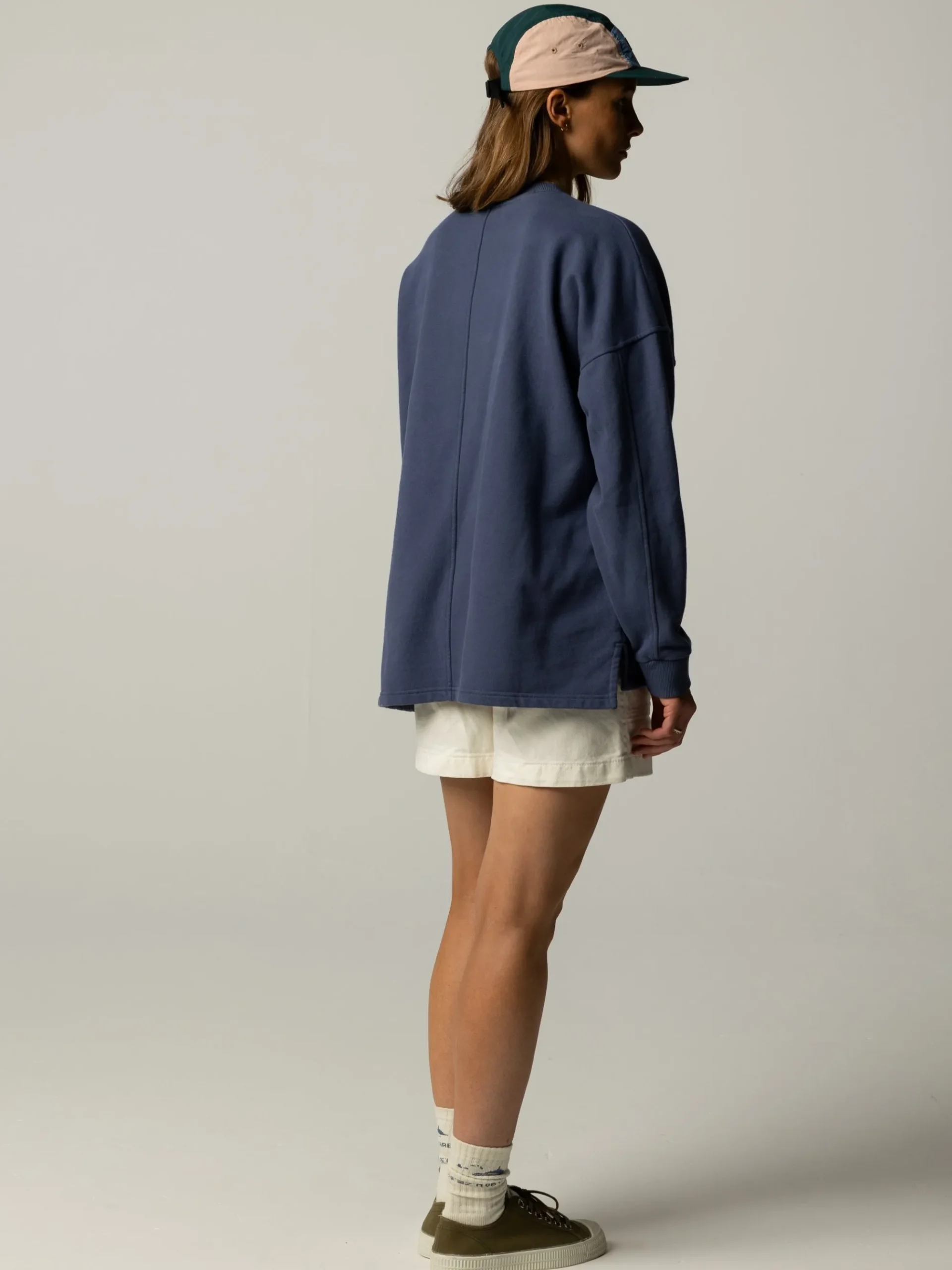 Women's Awen Sweatshirt