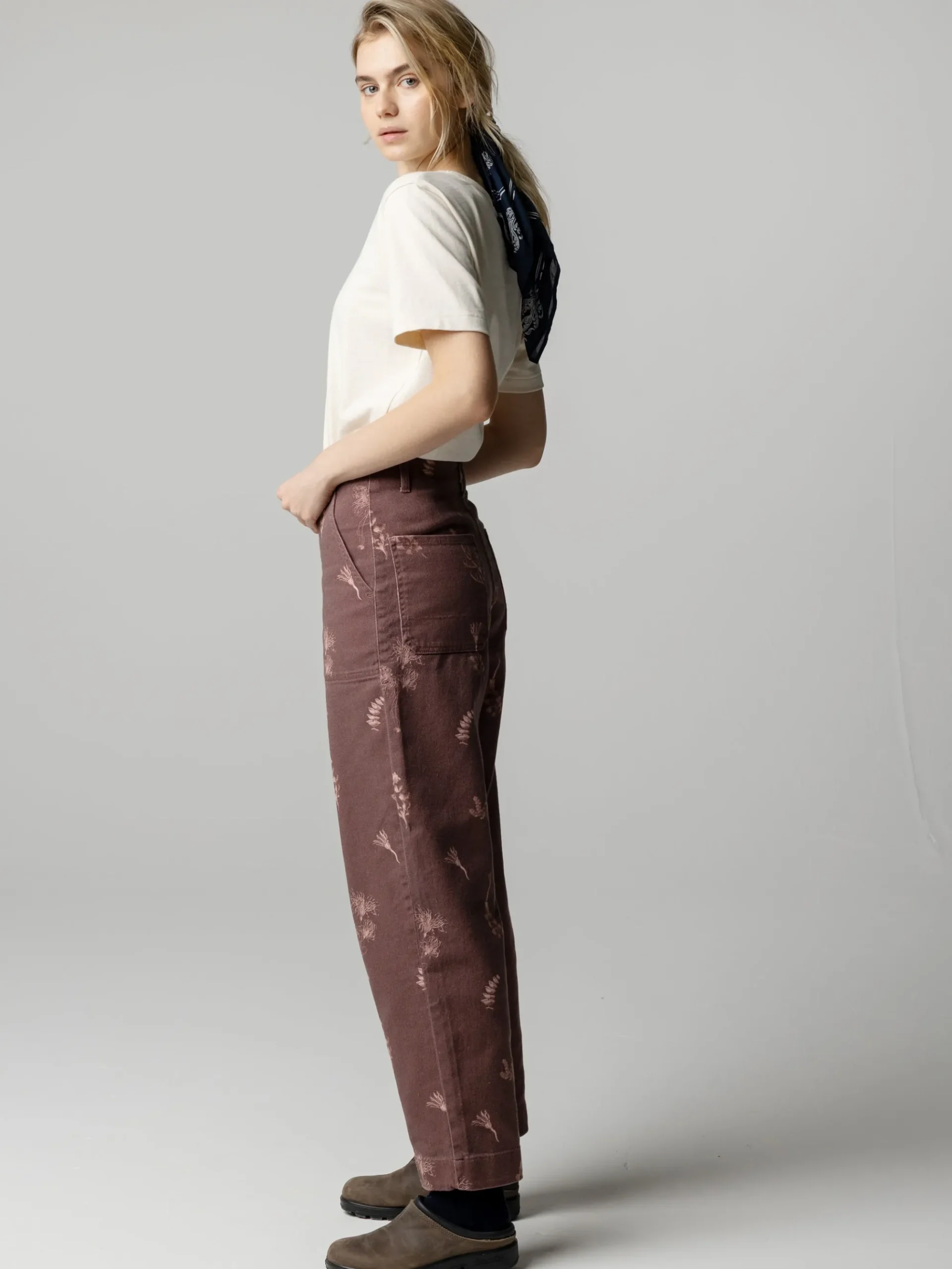 Women's Floral Marine Yarrel Printed Trouser