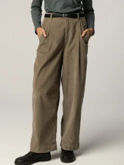 Women's Studio Light Cord Trouser