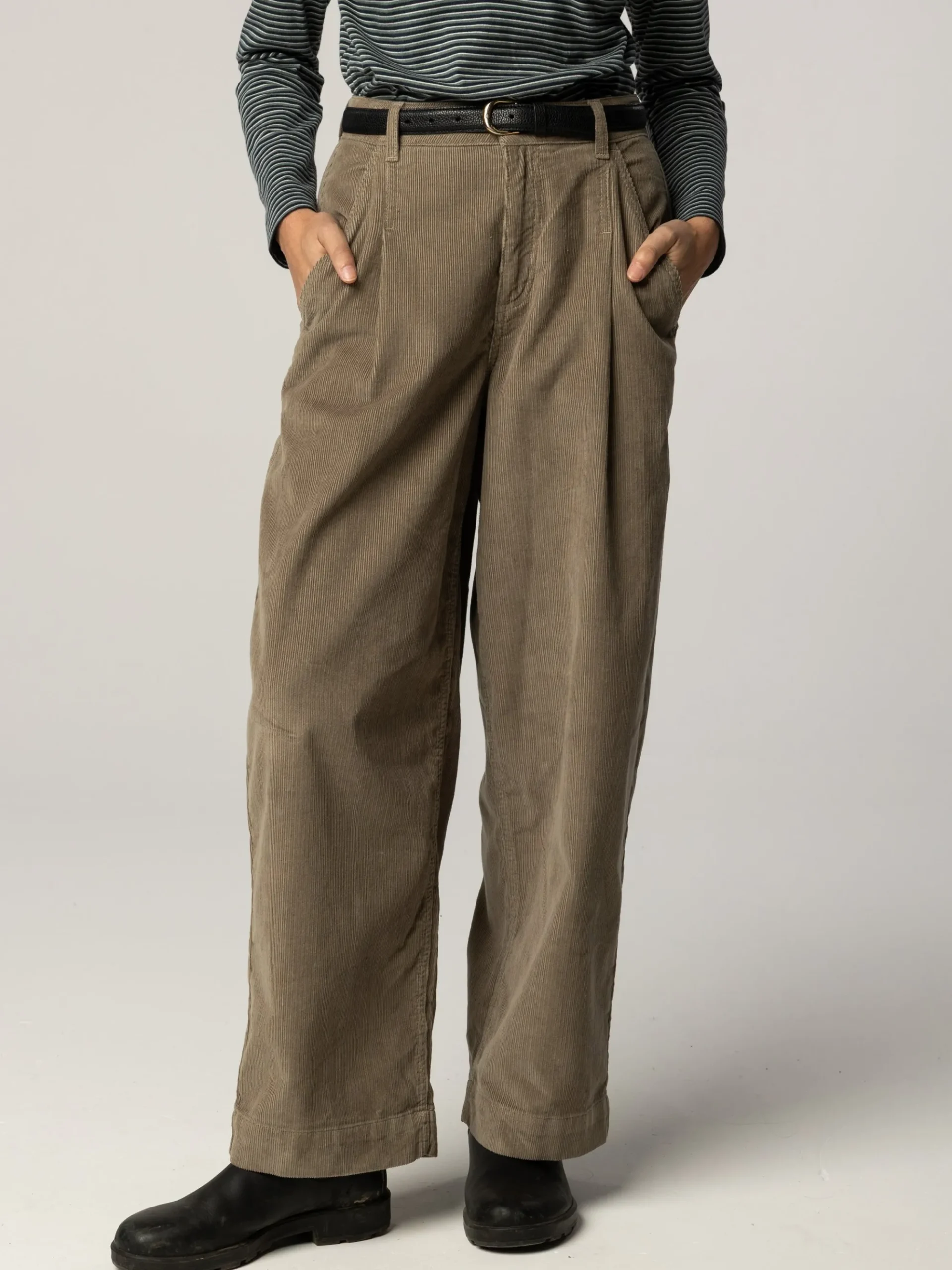 Women's Studio Light Cord Trouser